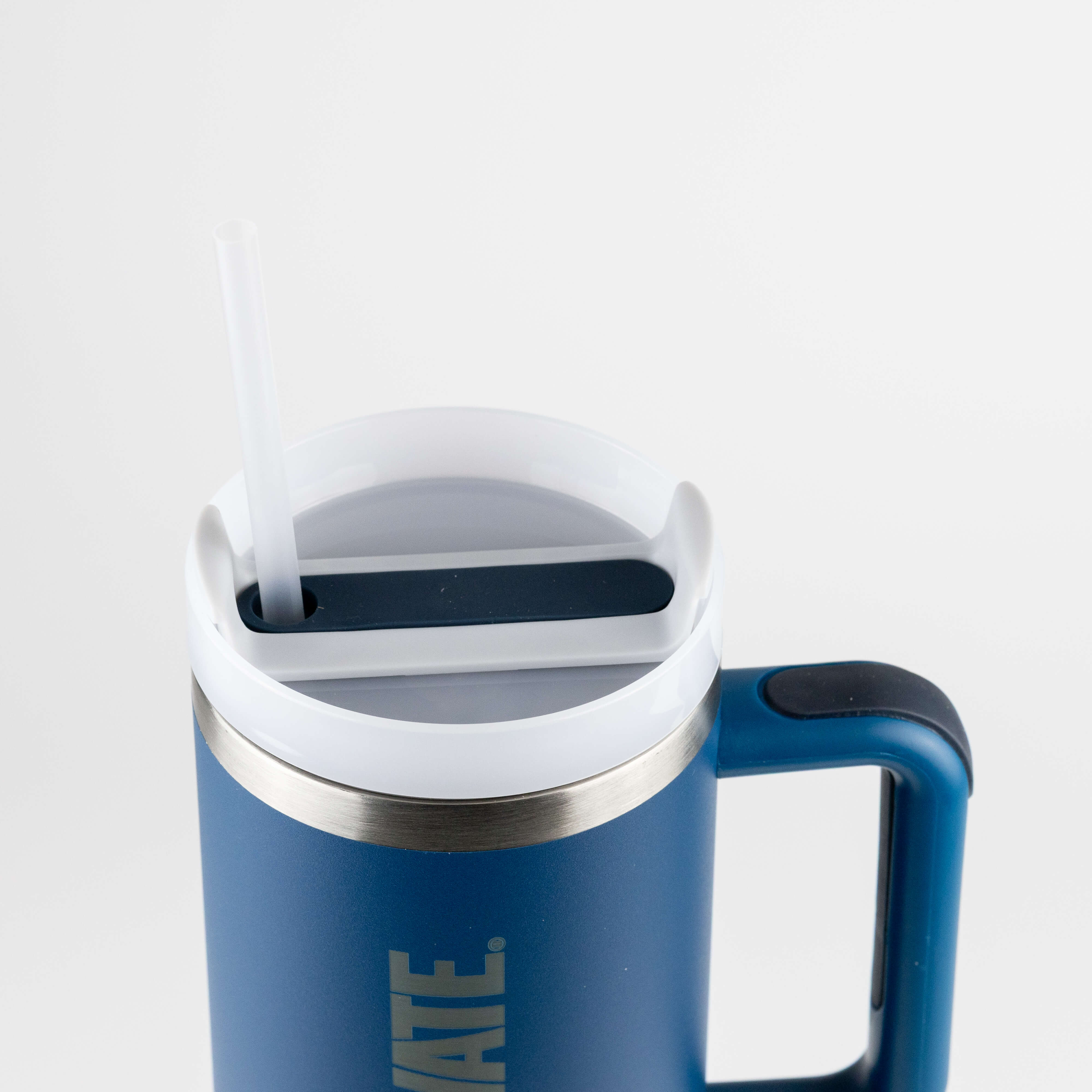 40oz Tumbler with Handle & Straw